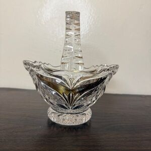 Vintage Bohemian 24% Lead Crystal Basket Elegant Fan & Star Cut decorative glass